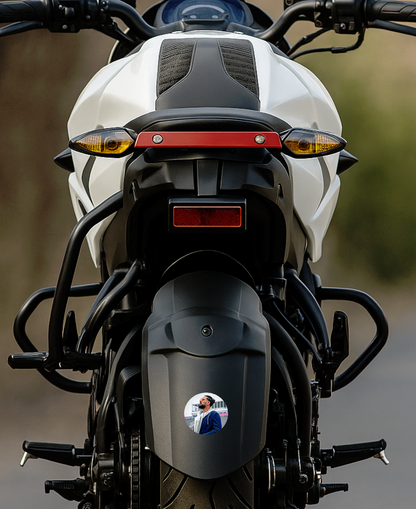 Smeeps Hardik Pandya Sticker – 10.5 cm (4.16 Inch) Indian Cricket Star Fan Vinyl Decal | Waterproof UV Resistant Round Sticker