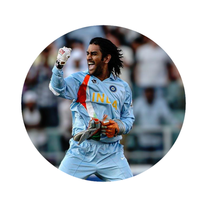 Smeeps MS Dhoni Celebration Sticker – 10.6 × 10.6 cm (4.2 × 4.2 Inch) Round Car & Bike Vinyl Decal | Team India Wicketkeeper Action Design | Waterproof UV Resistant
