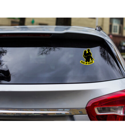 Smeeps Mom On Board Couple Sticker – 14.8 x 14 cm Car & Bike Vinyl Decal | Safety Alert Sign | Waterproof & UV-Resistant Design